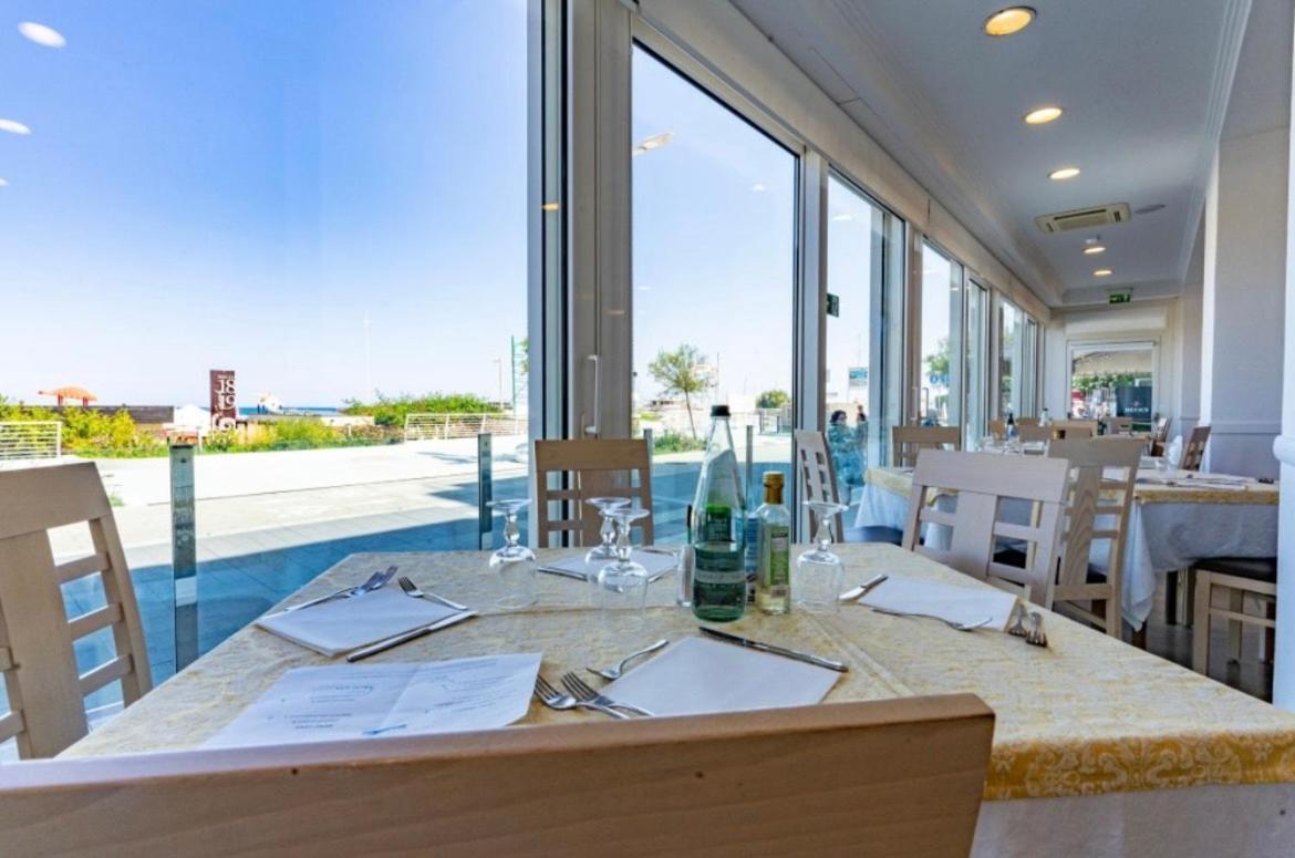 Hotel Bellevue Cattolica Ngoại thất bức ảnh