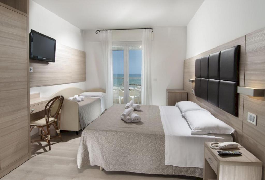 Hotel Bellevue Cattolica Ngoại thất bức ảnh