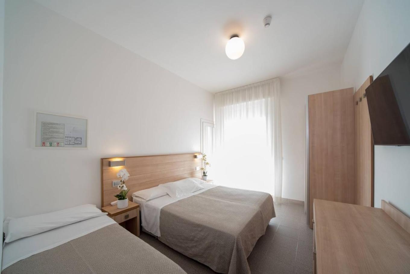 Hotel Bellevue Cattolica Ngoại thất bức ảnh