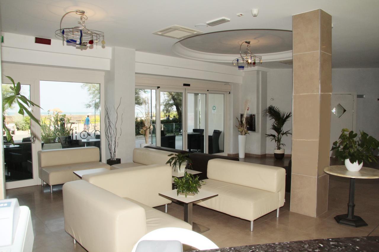 Hotel Bellevue Cattolica Ngoại thất bức ảnh